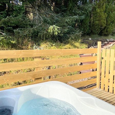 Kaoglen Wild-Hot Tub-Cairngorms-Pet Friendly Villa Balnald Exterior photo