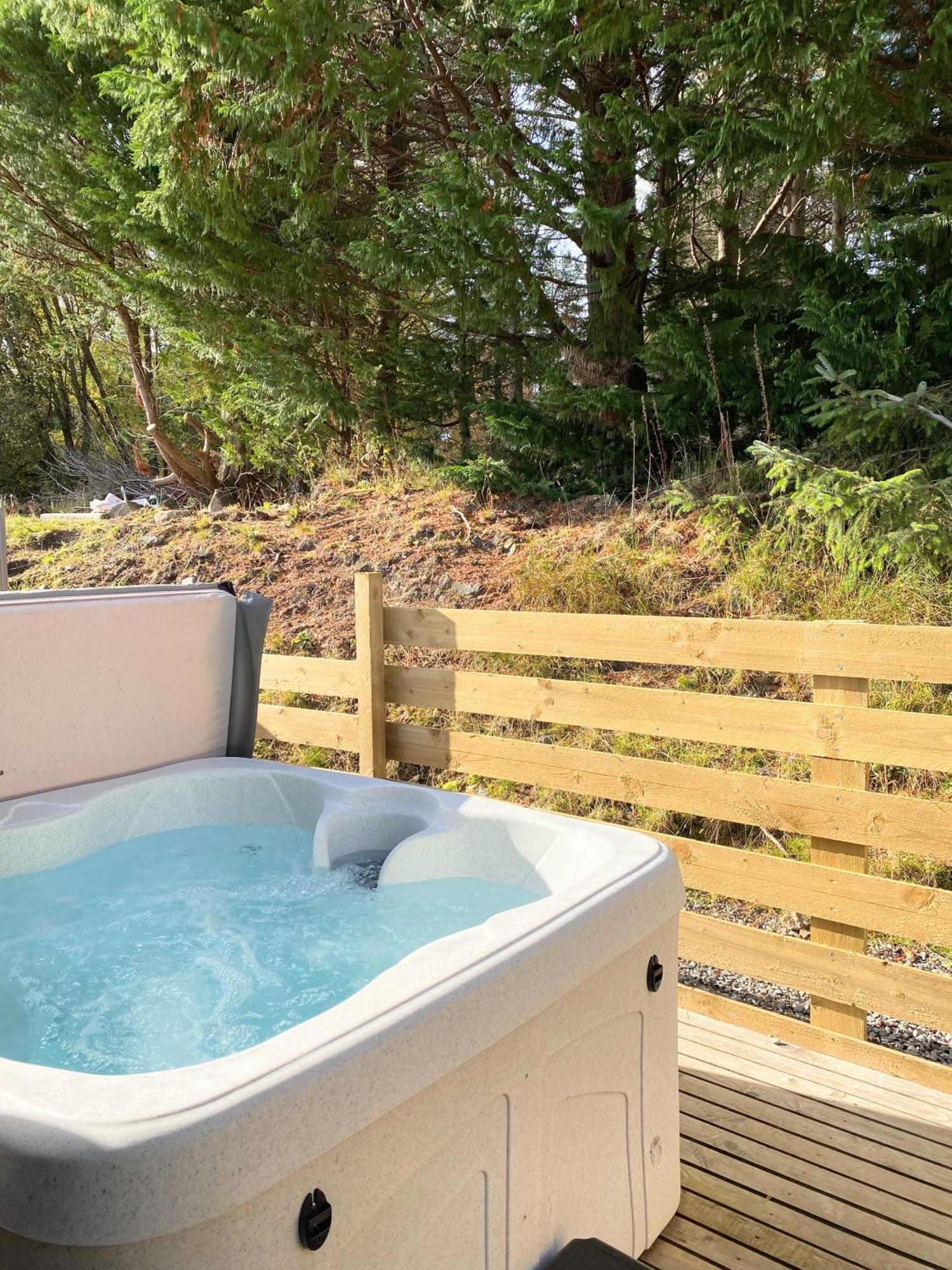 Kaoglen Wild-Hot Tub-Cairngorms-Pet Friendly Villa Balnald Exterior photo